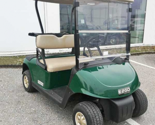Gebrauchte-Golfcarts-grün-5377370-Seltenheim-Ansicht-rechts